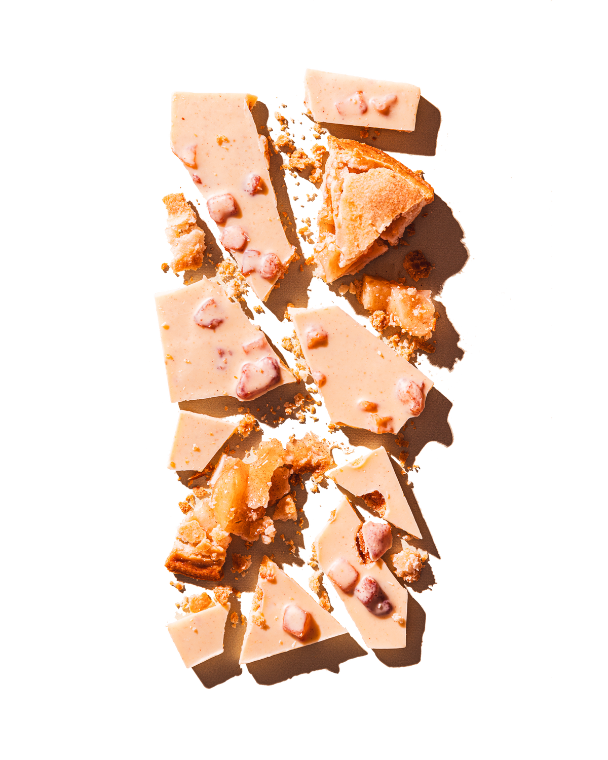 Compartes apple pie gourmet chocolate gift bar, white chocolate with apple pieces and pie crust, cinnamon streusel