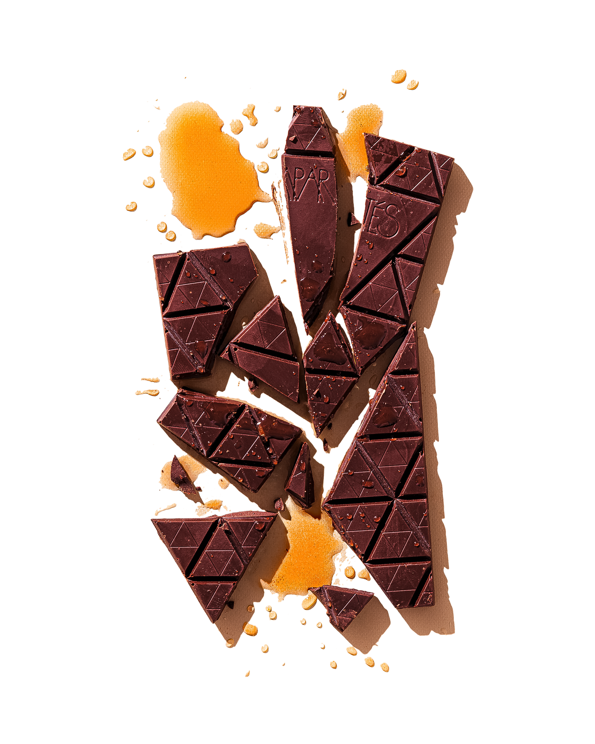 Compartes best nightcap whiskey chocolate bar gift, dark chocolate with amber whiskey