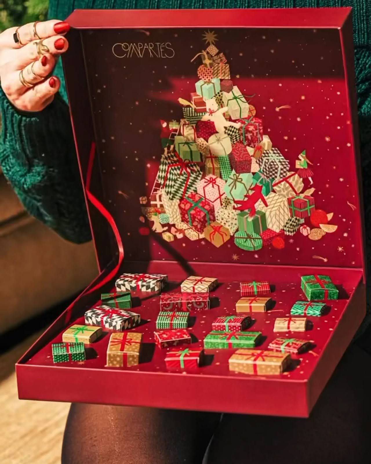 Compartes’ Chocolate Christmas Present Box – Compartes
